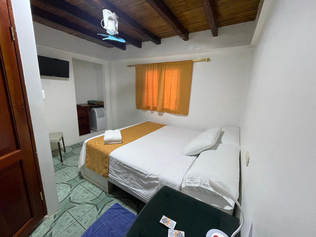 La Casa Naranja Bed And Breakfast โอลอน ภายนอก รูปภาพ